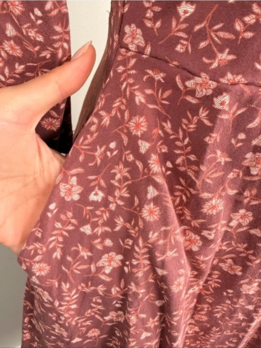 Pact Organic Cotton Fit & Flare Floral V-Neck Midi Party Dress With Pockets - Picture 8 of 9